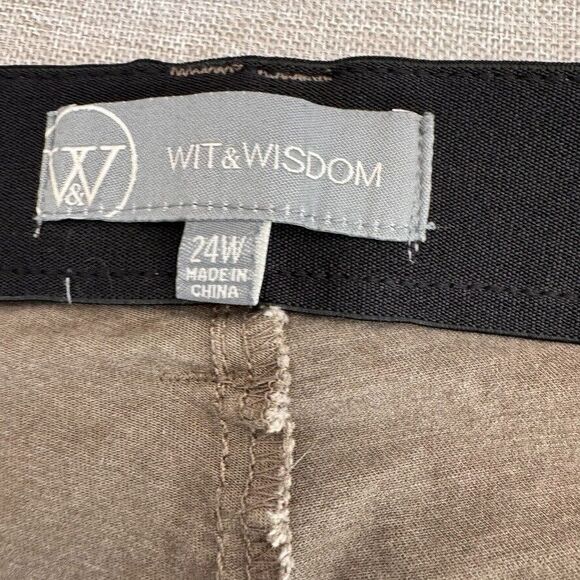 Wit & Wisdom 24W‎ Khaki Stretch Slacks - Picture 8 of 9
